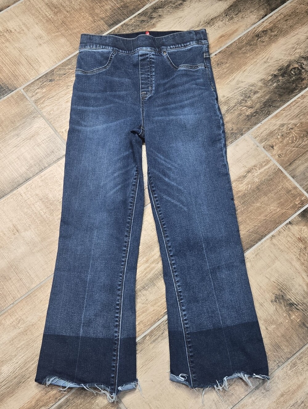 Spanx Flare High Rise Jeans Pull On Ombre Fray Hem Blue Stretch Denim Size Small